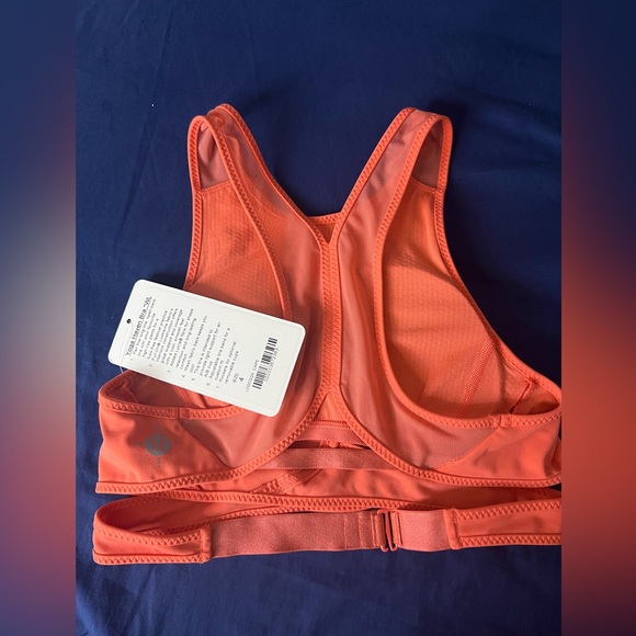 NWT Lululemon Wanderlust Yoga Haven Bra Cape Red Sz 4 - Picture 9 of 9